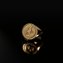 Load image into Gallery viewer, Justice - Scale Signet Ring - philologa