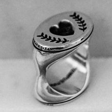 Load image into Gallery viewer, Memento Mori Hourglass Signet - philologa