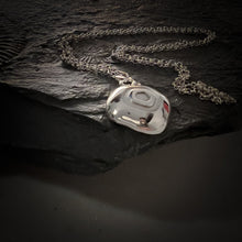 Load image into Gallery viewer, Mati - Evil Eye Pendant - philologa
