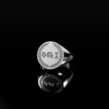 Load image into Gallery viewer, Memento Mori - Signet Ring - philologa

